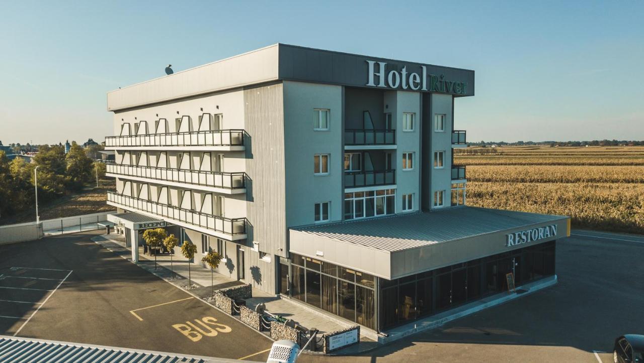 Hotel River Bijeljina Exterior foto