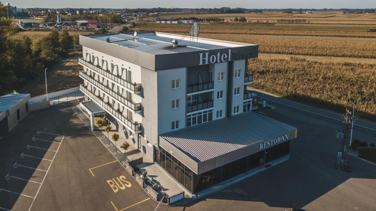 Hotel River Bijeljina Exterior foto