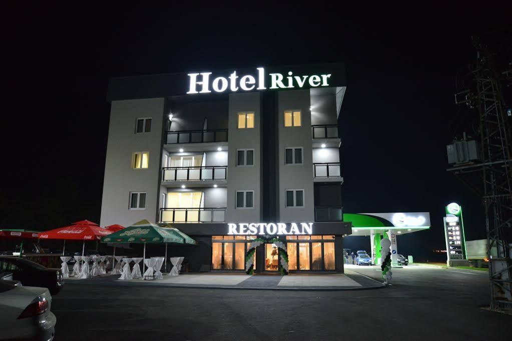 Hotel River Bijeljina Exterior foto